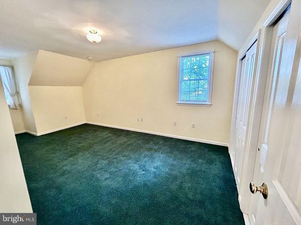 212 Apple Street, Levittown PA 19057