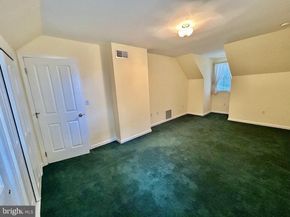 212 Apple Street, Levittown PA 19057
