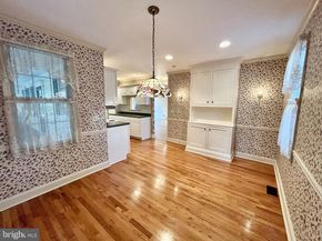 212 Apple Street, Levittown PA 19057