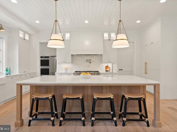 1104 Sharon Court, Mclean VA 22101