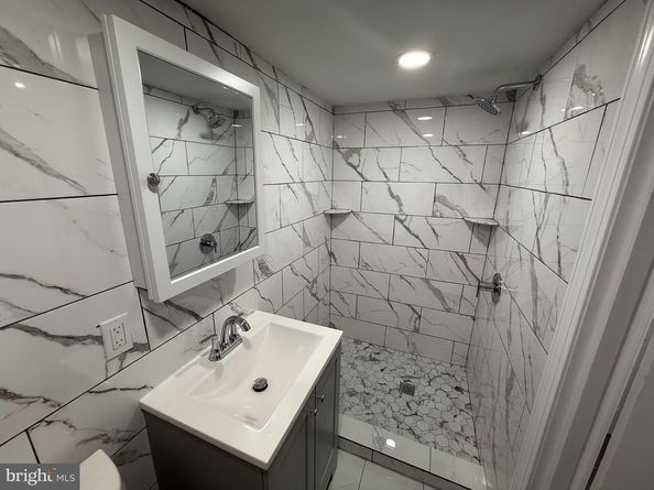 738 E Rittenhouse Street, Philadelphia PA 19144