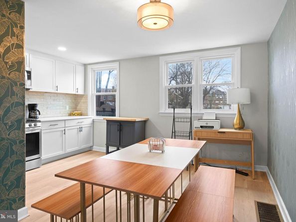 207 N Bishop Avenue, Clifton Heights PA 19018