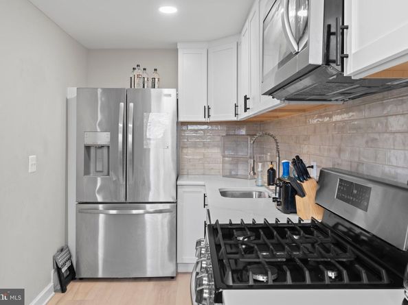 207 N Bishop Avenue, Clifton Heights PA 19018