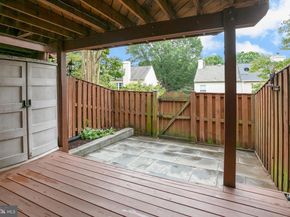 6542 Cypress Point Road, Alexandria VA 22312