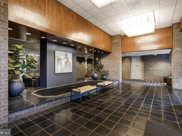 1800 Old Meadow Road 621, Mclean VA 22102