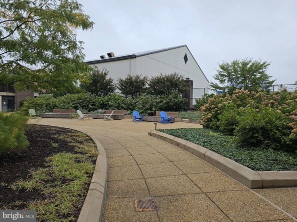 1800 Old Meadow Road 621, Mclean VA 22102