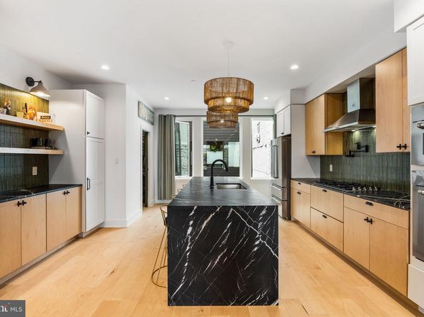 175 W Oxford Street C1, Philadelphia PA 19122