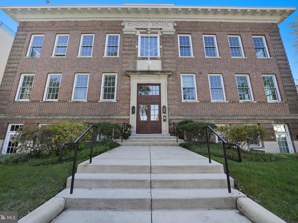 901 D Street NE 207, Washington DC 20002