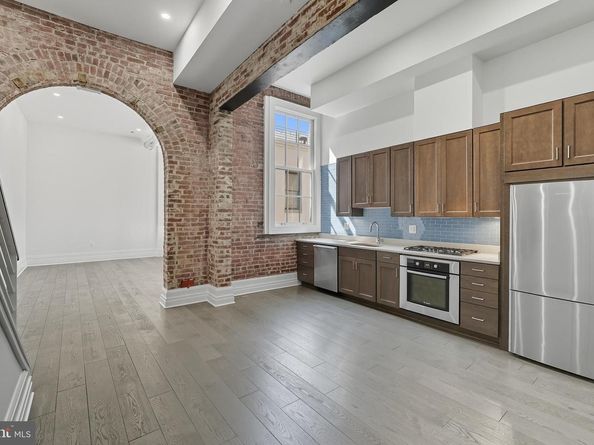 901 D Street NE 207, Washington DC 20002