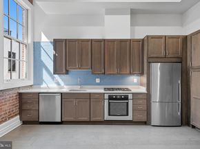 901 D Street NE 207, Washington DC 20002