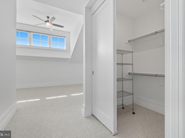 901 D Street NE 207, Washington DC 20002