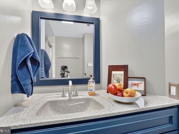 2121 Jamieson Avenue 1208, Alexandria VA 22314