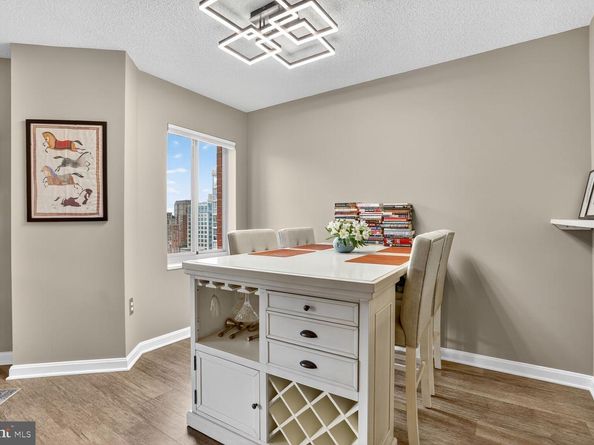 2121 Jamieson Avenue 1208, Alexandria VA 22314
