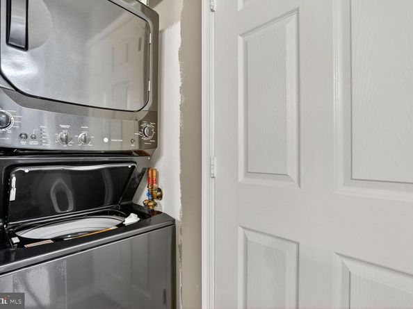 2121 Jamieson Avenue 1208, Alexandria VA 22314
