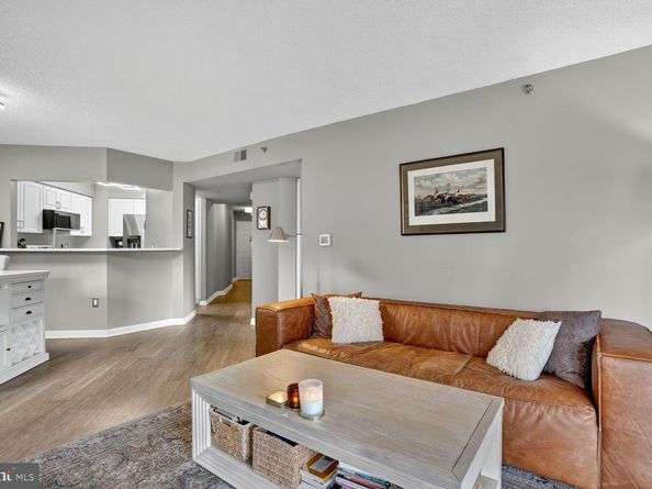 2121 Jamieson Avenue 1208, Alexandria VA 22314
