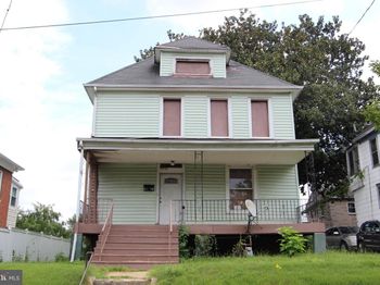 3009 16TH Street NE