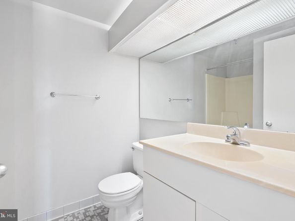 3 N Chris Columbus Boulevard RL106, Philadelphia PA 19106
