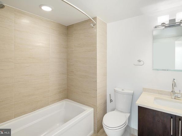 1135 N Hope Street 18, Philadelphia PA 19123