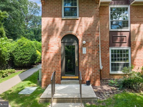 4000 Gypsy Lane 719, Philadelphia PA 19129