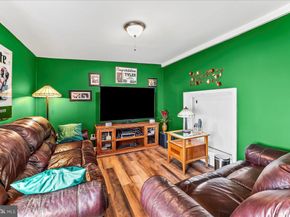 516 Edgewood Avenue, Folsom PA 19033