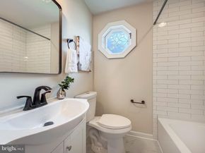 2869 Windsor Drive, Bensalem PA 19020
