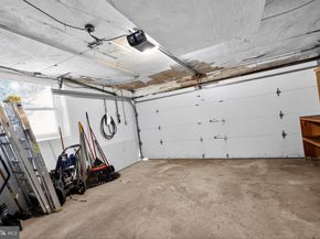 1861 Lippincott Road, Huntingdon Valley PA 19006