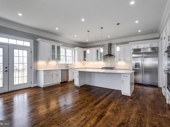 1800 Gilson Street, Falls Church VA 22043