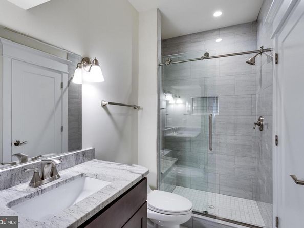 1800 Gilson Street, Falls Church VA 22043