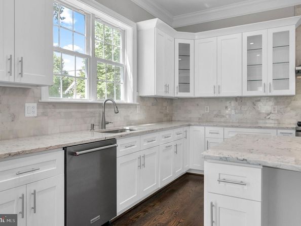 1800 Gilson Street, Falls Church VA 22043