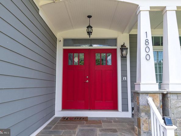 1800 Gilson Street, Falls Church VA 22043
