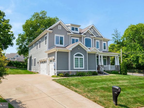 1800 Gilson Street, Falls Church VA 22043