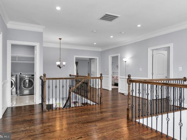 1800 Gilson Street, Falls Church VA 22043