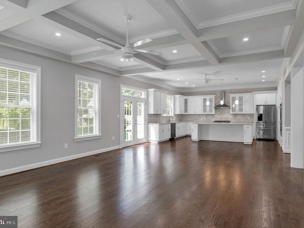 1800 Gilson Street, Falls Church VA 22043