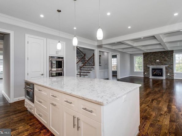 1800 Gilson Street, Falls Church VA 22043