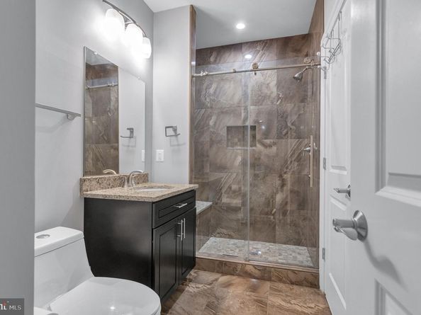1800 Gilson Street, Falls Church VA 22043