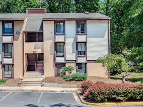 11600 Stoneview Square 60/2B, Reston VA 20191