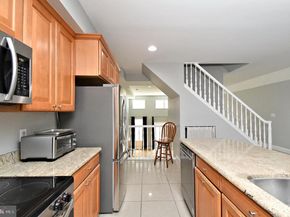 919 N American Street, Philadelphia PA 19123