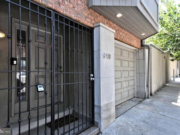919 N American Street, Philadelphia PA 19123