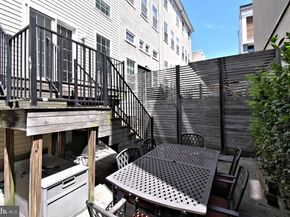 919 N American Street, Philadelphia PA 19123