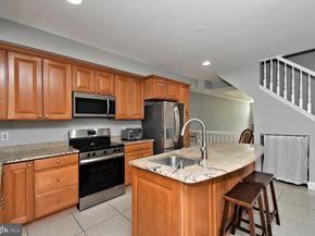 919 N American Street, Philadelphia PA 19123