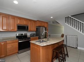 919 N American Street, Philadelphia PA 19123
