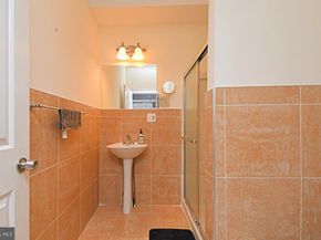 919 N American Street, Philadelphia PA 19123