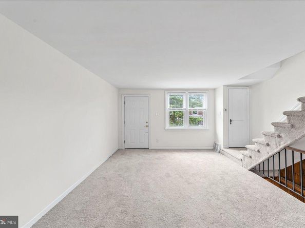 5205 Westbrook Drive, Clifton Heights PA 19018