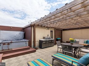 2200 Arch 1214, Philadelphia PA 19103