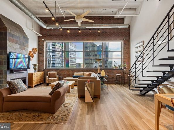 2200 Arch 1214, Philadelphia PA 19103