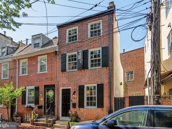 142 Carpenter Street, Philadelphia PA 19147