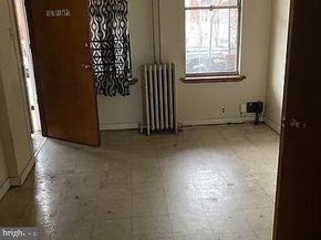 1909 E Ontario Street E, Philadelphia PA 19134