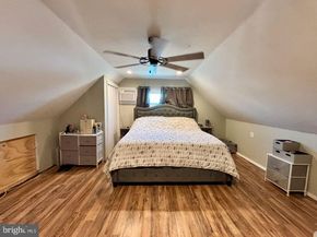 18 Plumtree Road, Levittown PA 19056