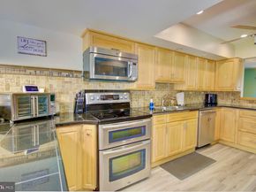 18 Plumtree Road, Levittown PA 19056