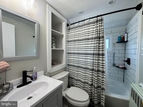 18 Plumtree Road, Levittown PA 19056